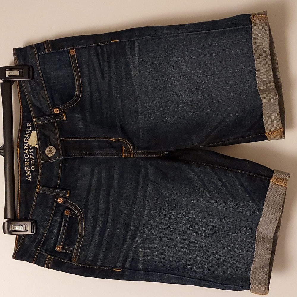 NWT American Eagle Women's Skinny Bermuda Shorts Size 10